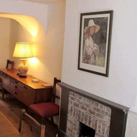 Welcoming Cottage In Chichester Near City Centre Kültér fotó