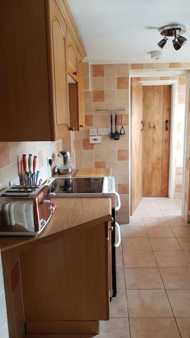 Welcoming Cottage In Chichester Near City Centre Kültér fotó